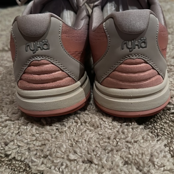 Ryka Devo plus 2 women’s sneakers size 10 M SLVR CLD color - Picture 7 of 12